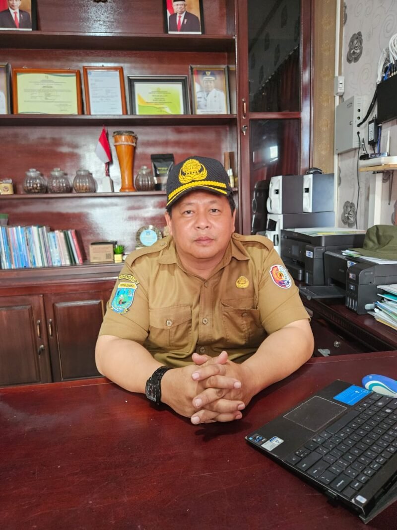 Plt. Kepala Dinas Perkebunan Kabupaten Fakfak, Widhi Asmoro Jati, S.T., M.T., menjelaskan rencana meningkatkan PAD melalui strategi memanfaatkan potensi sumber daya lokal terutama komoditas unggulan Fakfak seperti Pala Tomandin.