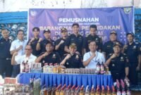 Kantor Bea dan Cukai Fakfak menggelar pemusnahan barang hasil penindakan.