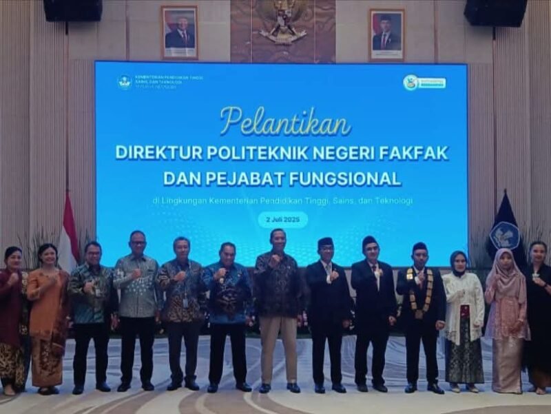 Pelantikan Direktur Politeknik Negeri Fakfak Periode 2025 - 2029 Muhammad Nur, S.IP., M.Si.