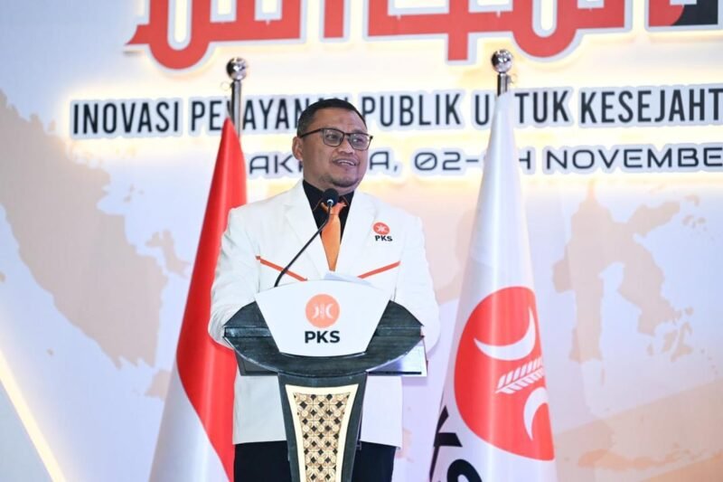 Foto. Ketua DPP PKS Bidang Pelatihan dan Pengembangan Kepemimpinan Partai, Muhammad Iqbal dihadapan 1.500 peserta Bimteknas.