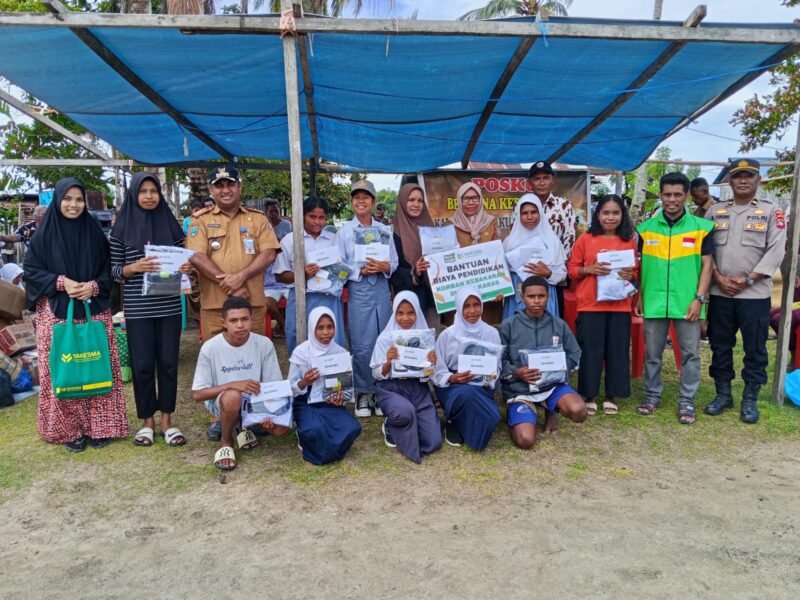 Yayasan Kesejahteraan Madani (Yakesma) Fakfak kembali menyalurkan bantuan tahap ketiga bagi para korban kebakaran yang melanda Kampung Malakuli, Distrik Karas, Kabupaten Fakfak.